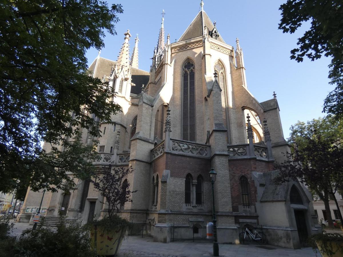Msq Diana Vienna - 10 Min From City Center - Free Coffee And Tea - High Speed Internet Εξωτερικό φωτογραφία